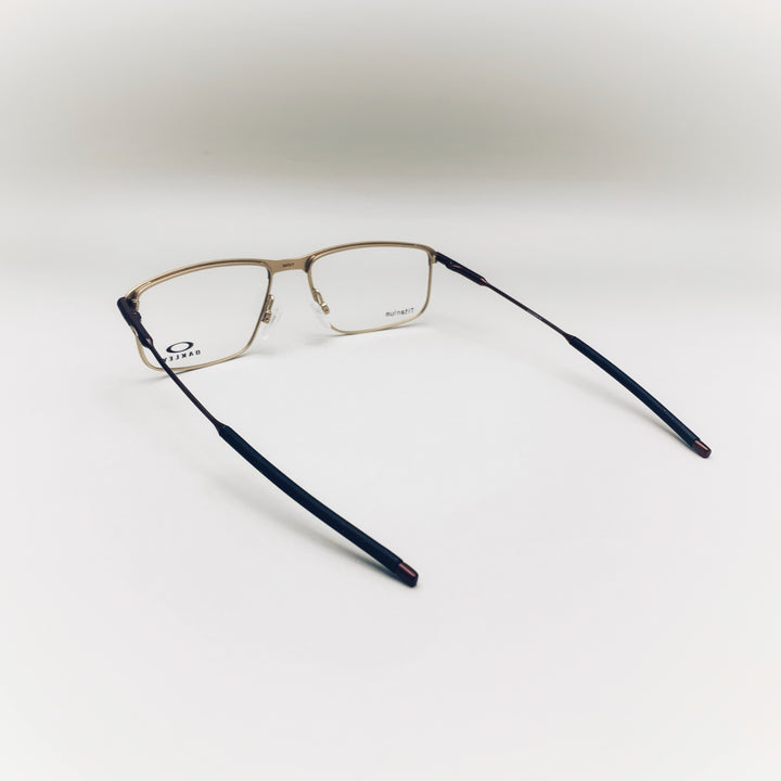 Oakley  OX5019 0556