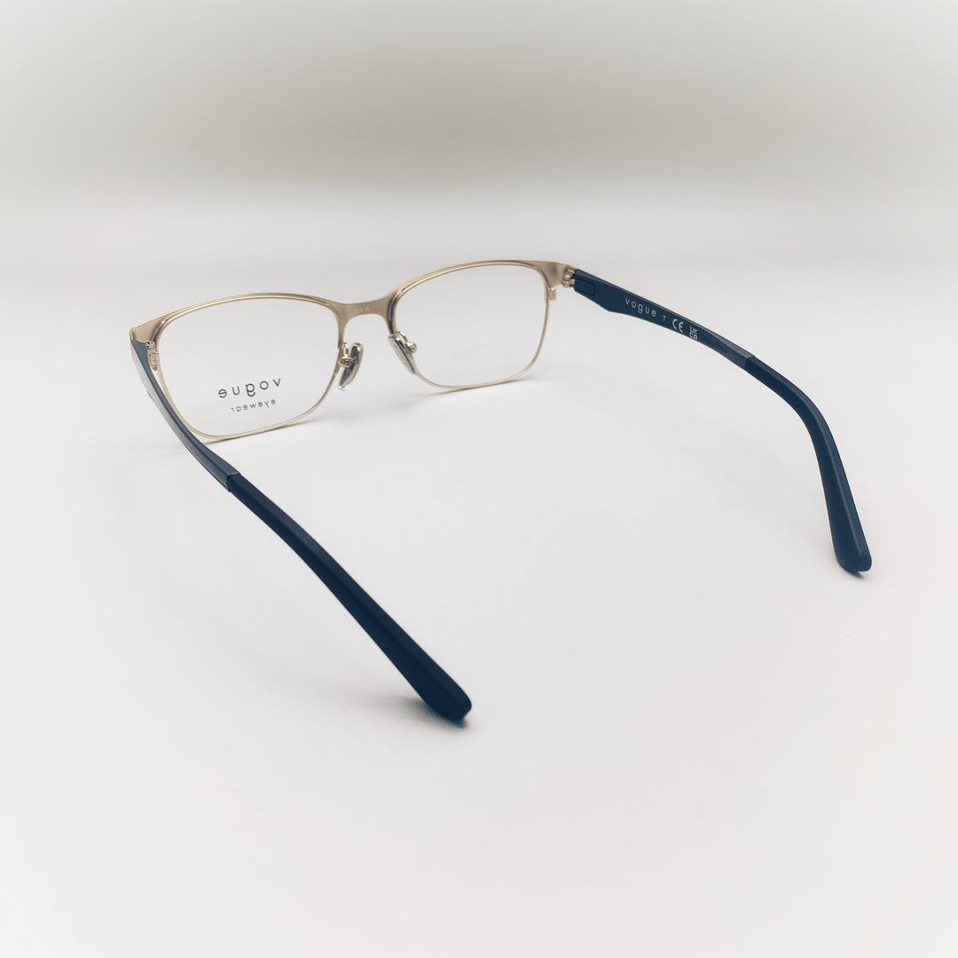 Vogue VO3940 5061