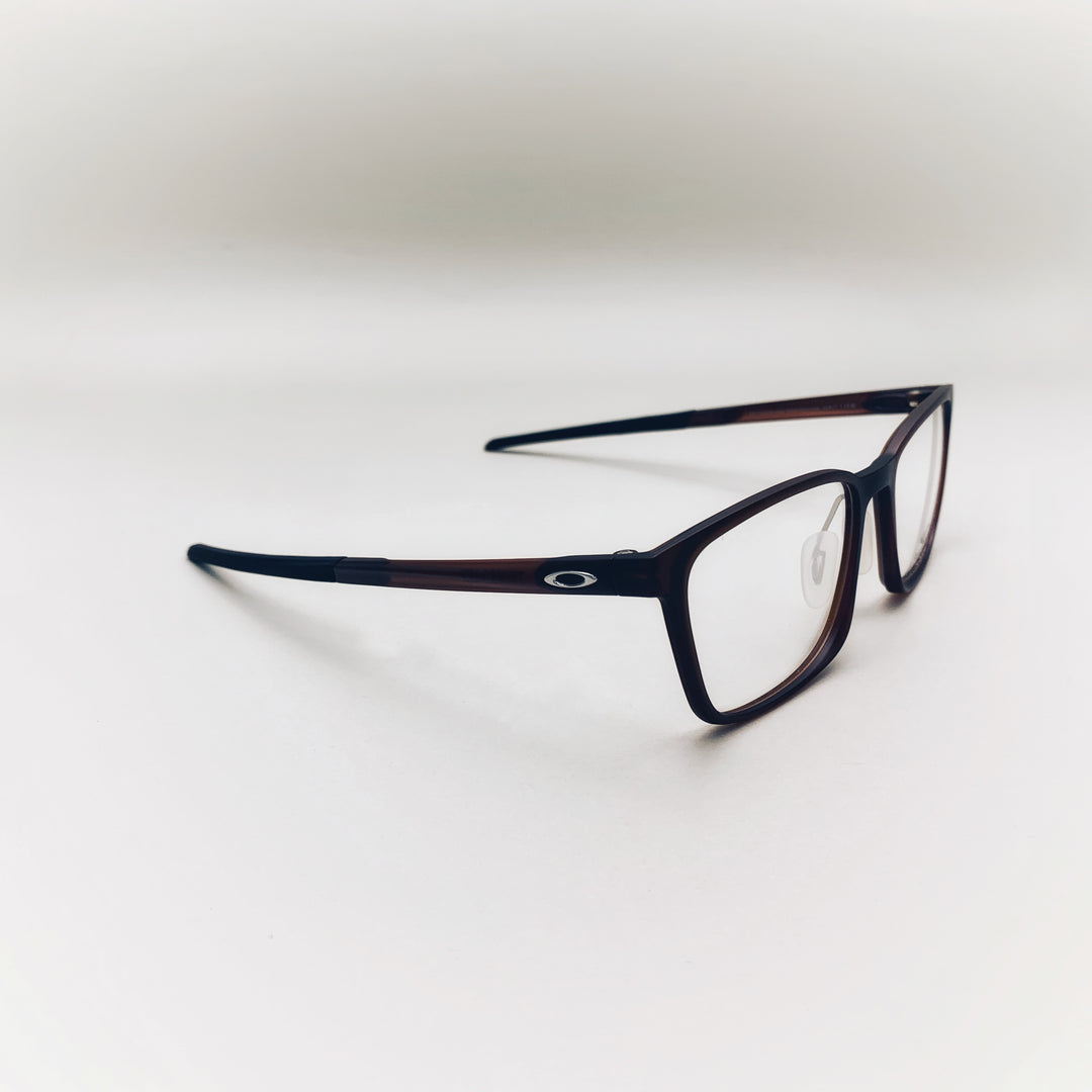 Oakley  OX8205 0455