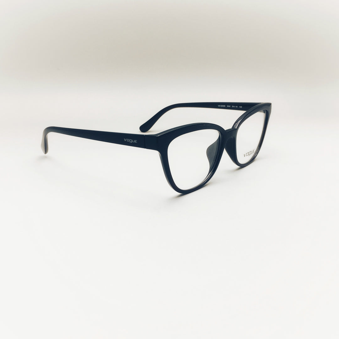 Vogue VO5202D W44