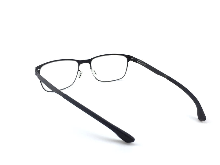 IC! Berlin Dennis N. BLACK