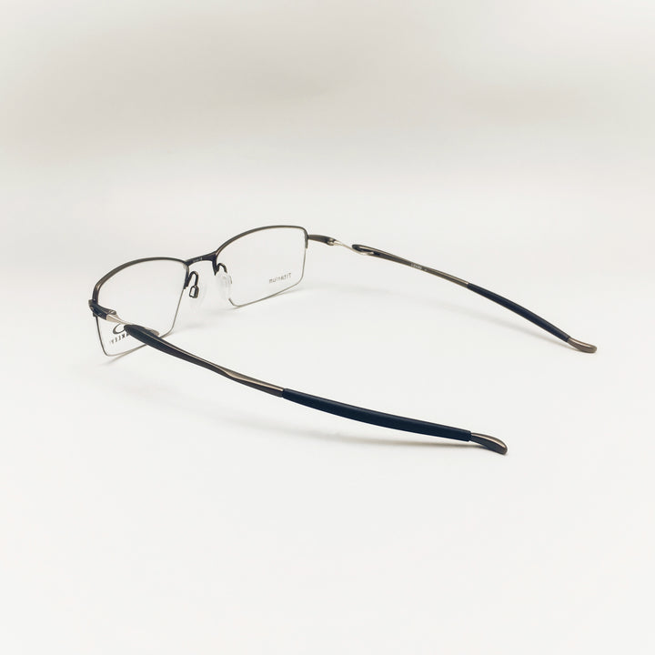 Oakley OX5113 0256