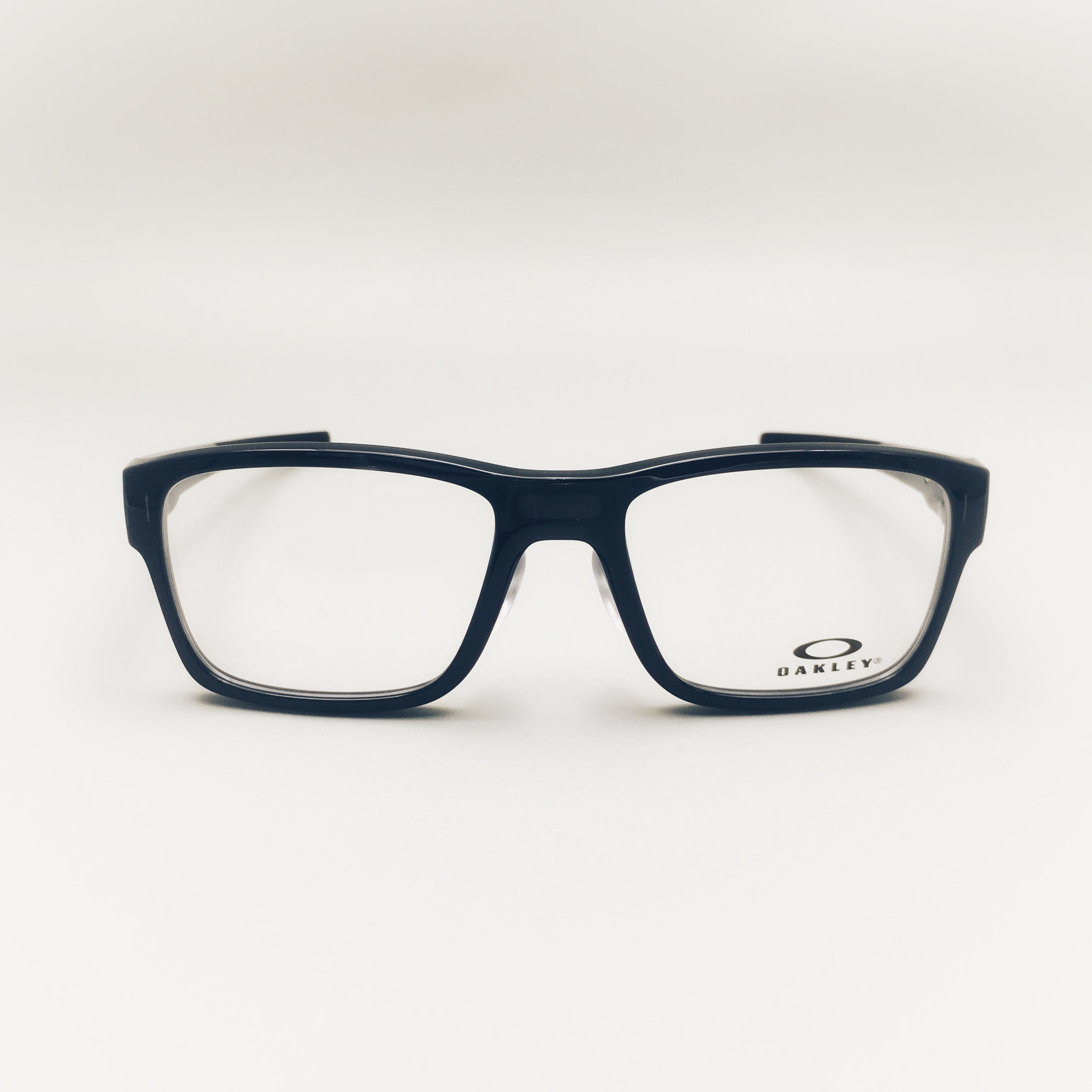 Oakley スタッズ付き金属ボックス 1995年刻印 Oakley スタッズ付き金属ボックス 1995年刻印 Oakley スタッズ