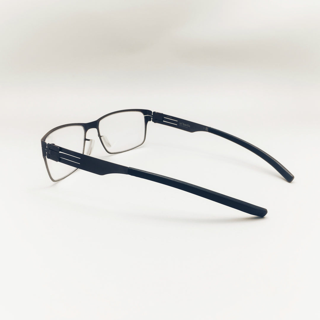 IC! Berlin Paul R. TEAK